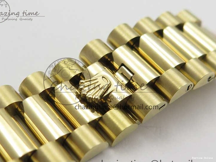 0116 Day-Date 40mm 228239 BP New Dial Version 904 YG Silver Roman Markers Dial on SS President Bracelet A Popular 2806